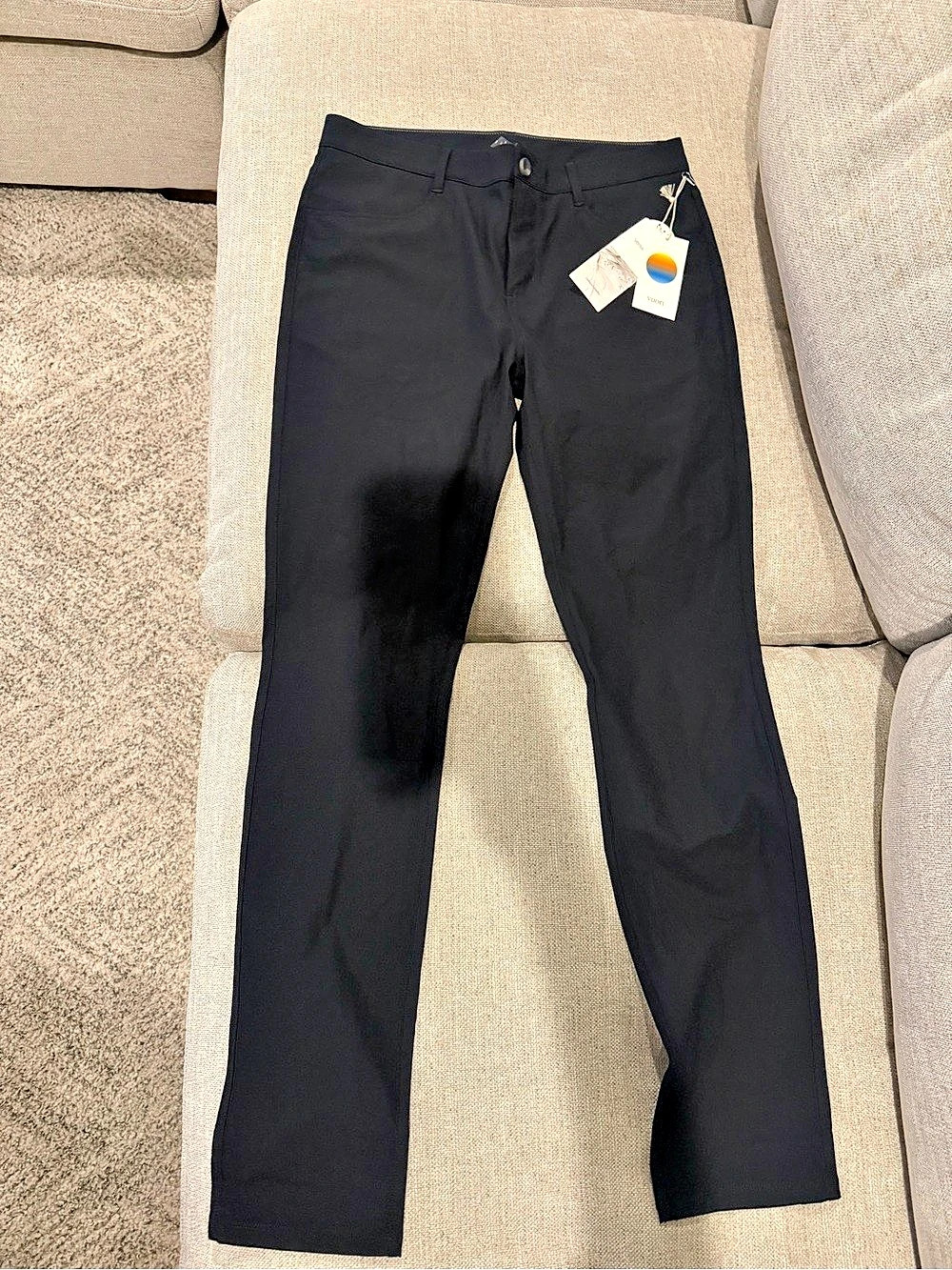 Vuori Meta Pant Straight Leg Pants in Black 32x34